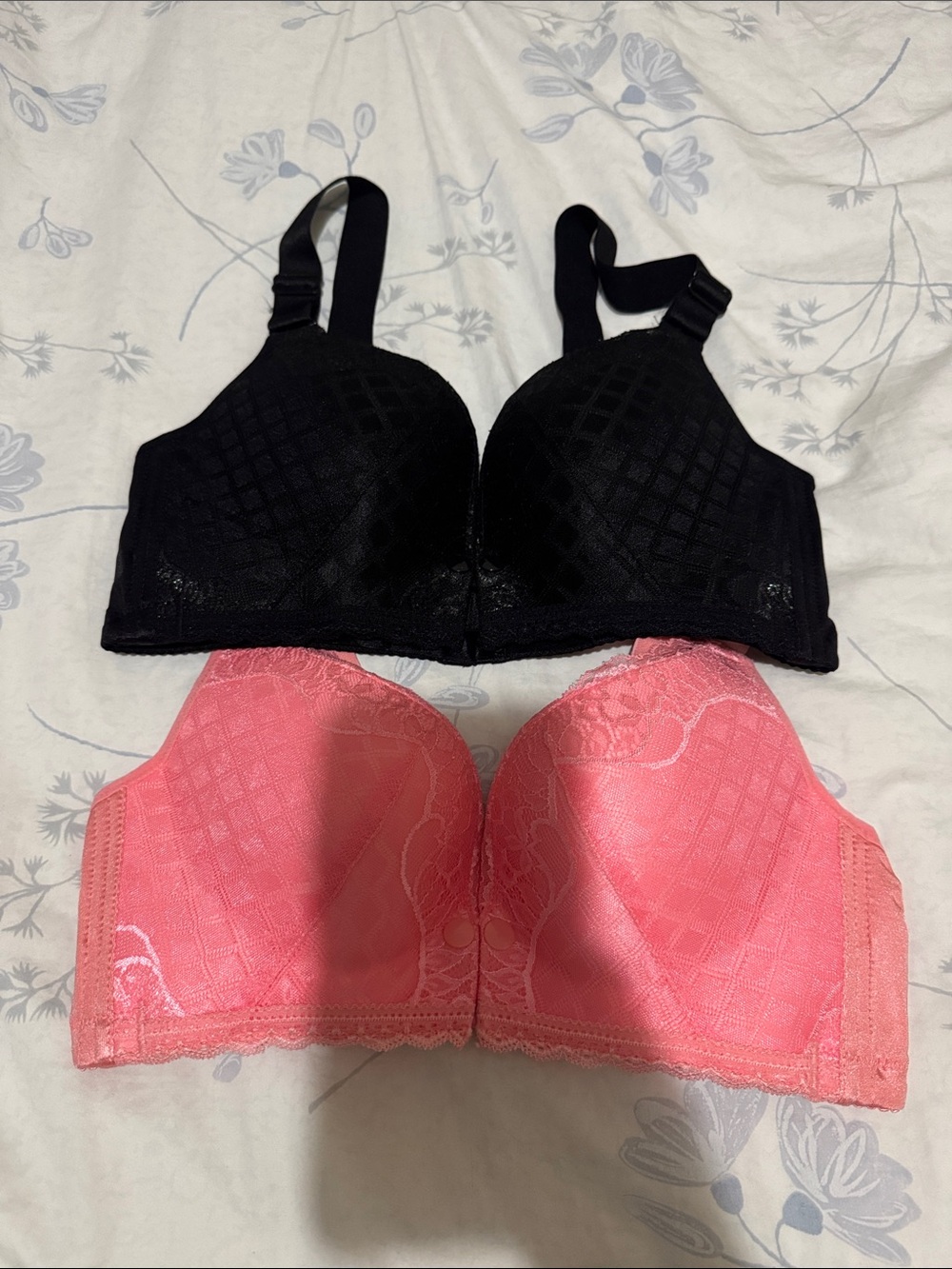 NWOT Women 2pc Nursing Bra (Size: 34C)